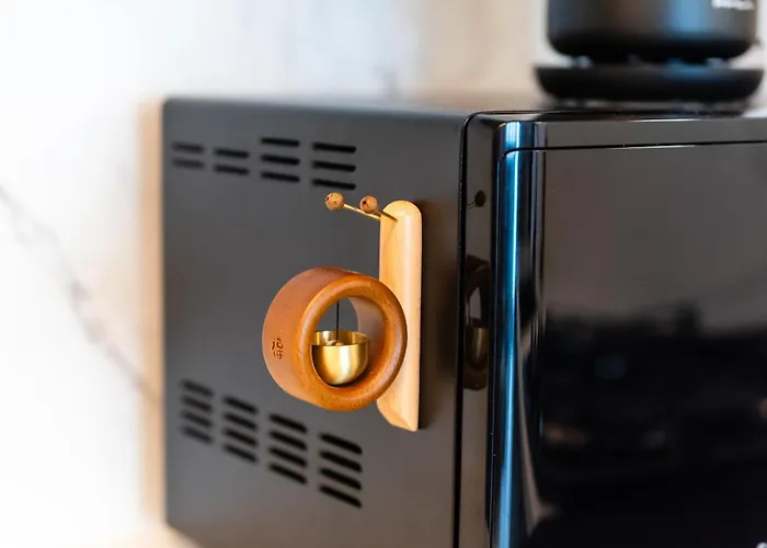 Olive Tree With Parking 3 Minutes Walk To The דירה *