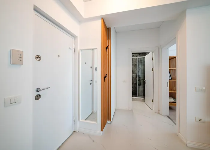 Olive Tree With Parking 3 Minutes Walk To The דירה