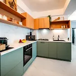 Olive Tree With Parking 3 Minutes Walk To The Apartamento *