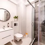 Apartamento Olive Tree With Parking 3 Minutes Walk To The *