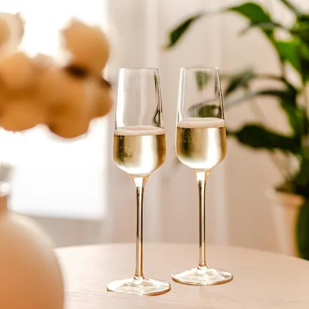 Olive Tree With Parking 3 Minutes Walk To The *