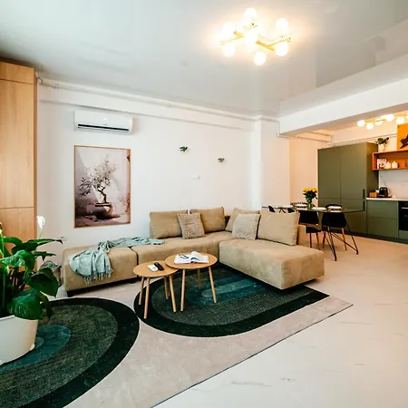Olive Tree With Parking 3 Minutes Walk To The Apartman