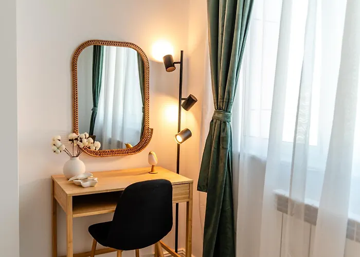 Olive Tree With Parking 3 Minutes Walk To The شقة *