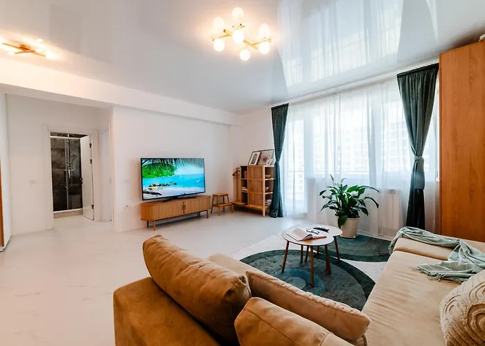 Olive Tree With Parking 3 Minutes Walk To The شقة